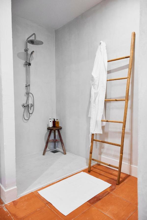 Vila Branca Guesthouse - Palacete ฟิเกราดาฟอซ ภายนอก รูปภาพ