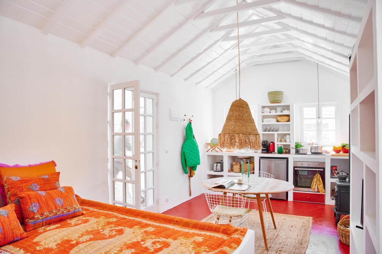 Vila Branca Guesthouse - Palacete ฟิเกราดาฟอซ ภายนอก รูปภาพ